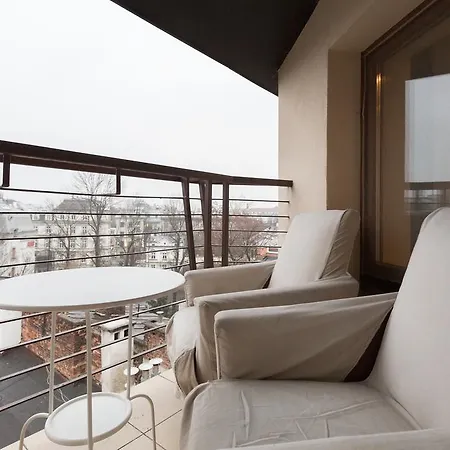 Penthouse With Piano & Old Town View *