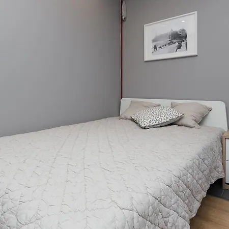 Penthouse With Piano & Old Town View Apartament